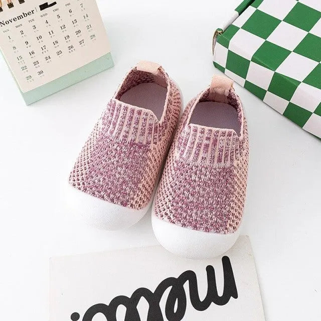 Chaussures bébé premier pas coloris rose
