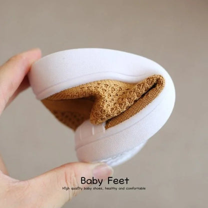 Chaussures bébé semelles souples et antidérapantes