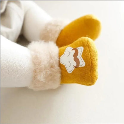 Chaussettes hiver bébé : douceur et chaleur